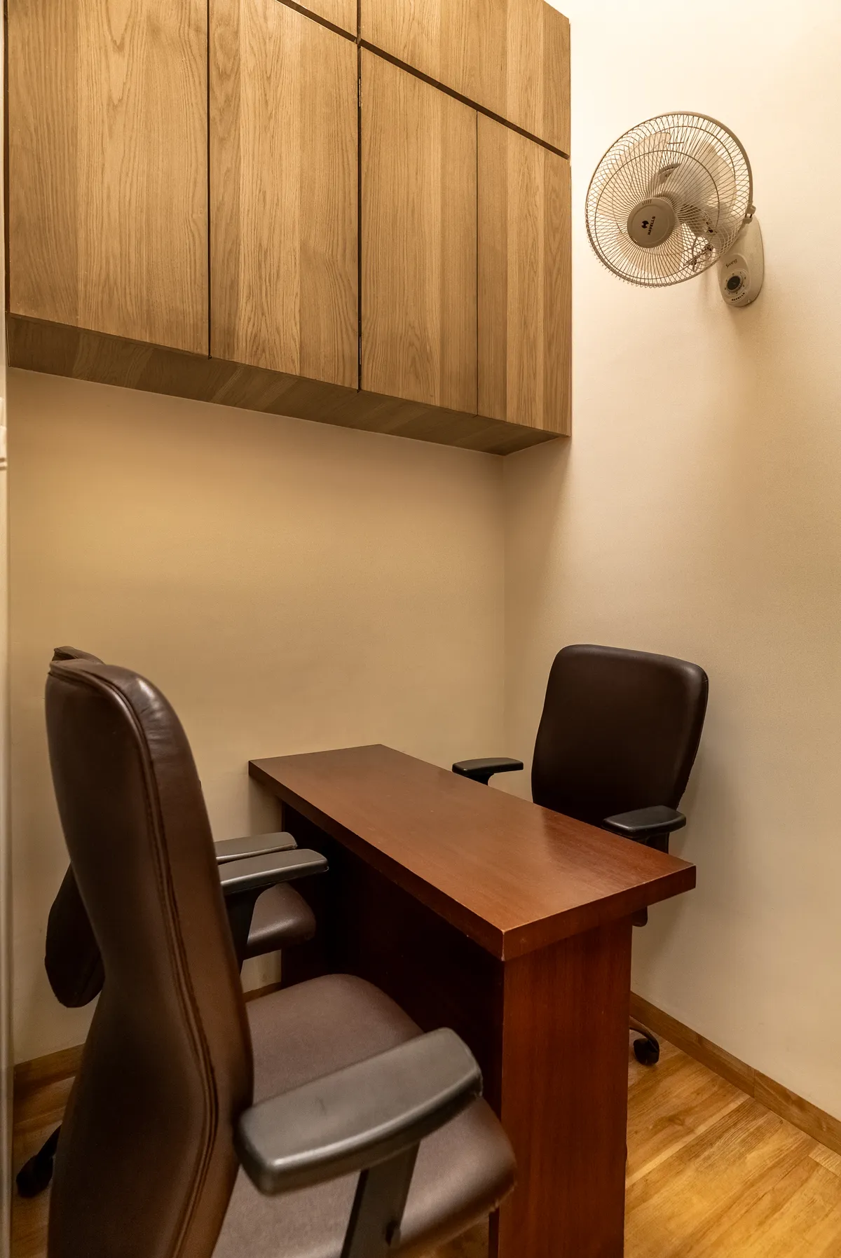 Assistants' Area